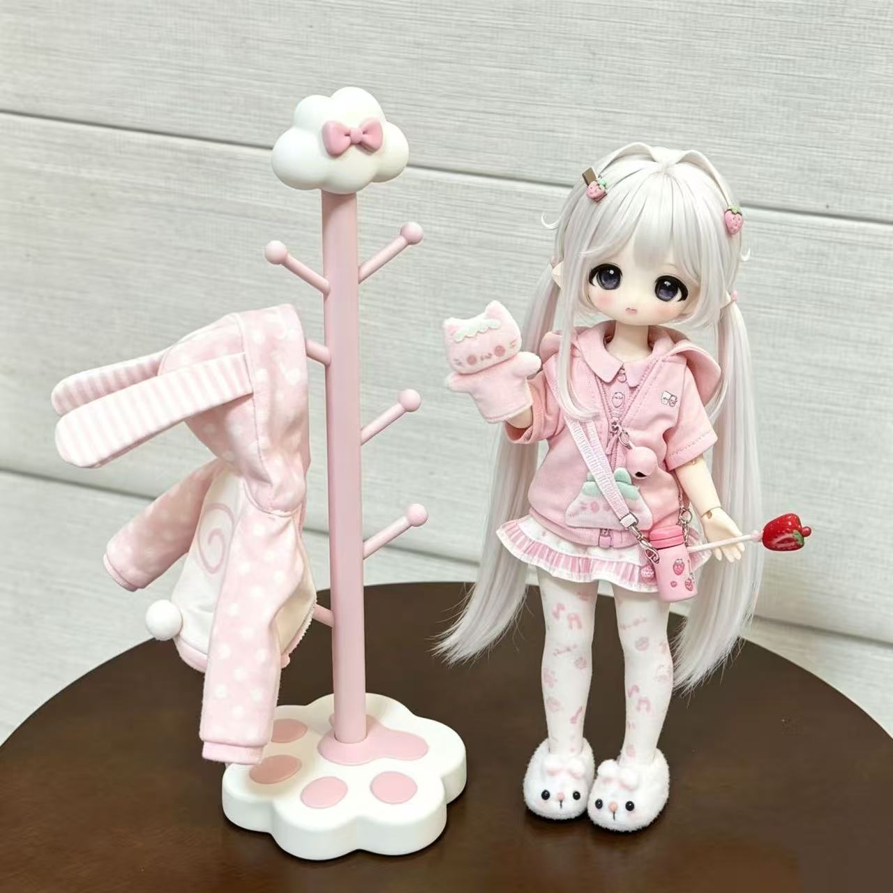 The Korean Lifestyle - かわいいInsCatパウベースの自立型韓国風洋服ラック、ドールミニワードローブ、ベビー服収納ディスプレイラック、かわいいギフト